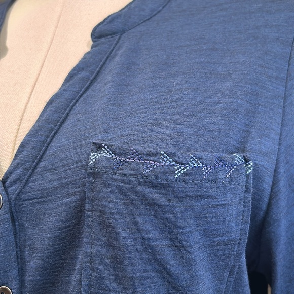 Ibex Merino Wool Long Sleeve V-Neck Top Blue Medium *As-Is* - Picture 3 of 9